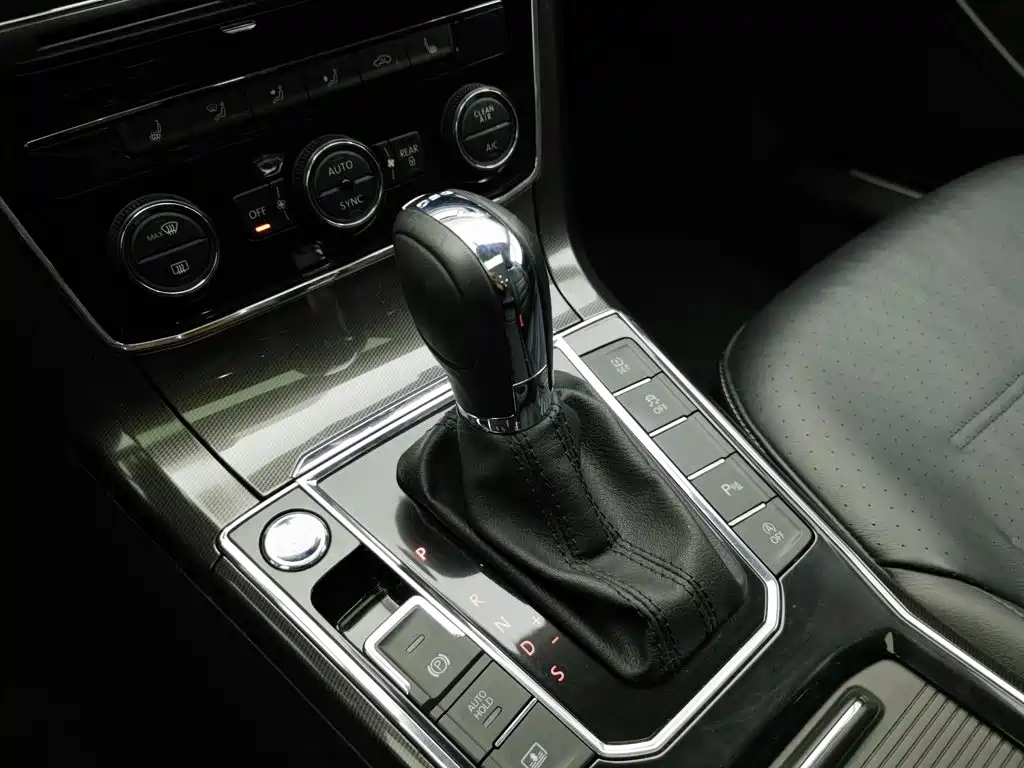 Volkswagen Passat — миниатюра 13
