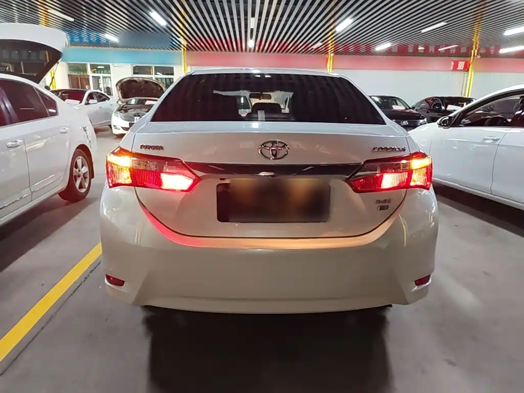 Toyota Corolla — миниатюра 6