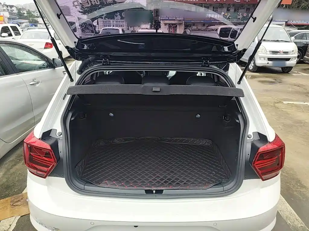 Volkswagen Polo — миниатюра 19