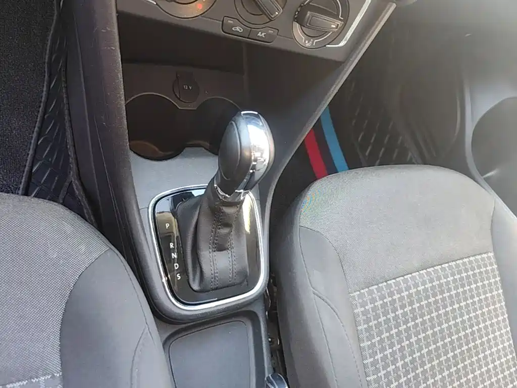 Volkswagen Polo — миниатюра 14