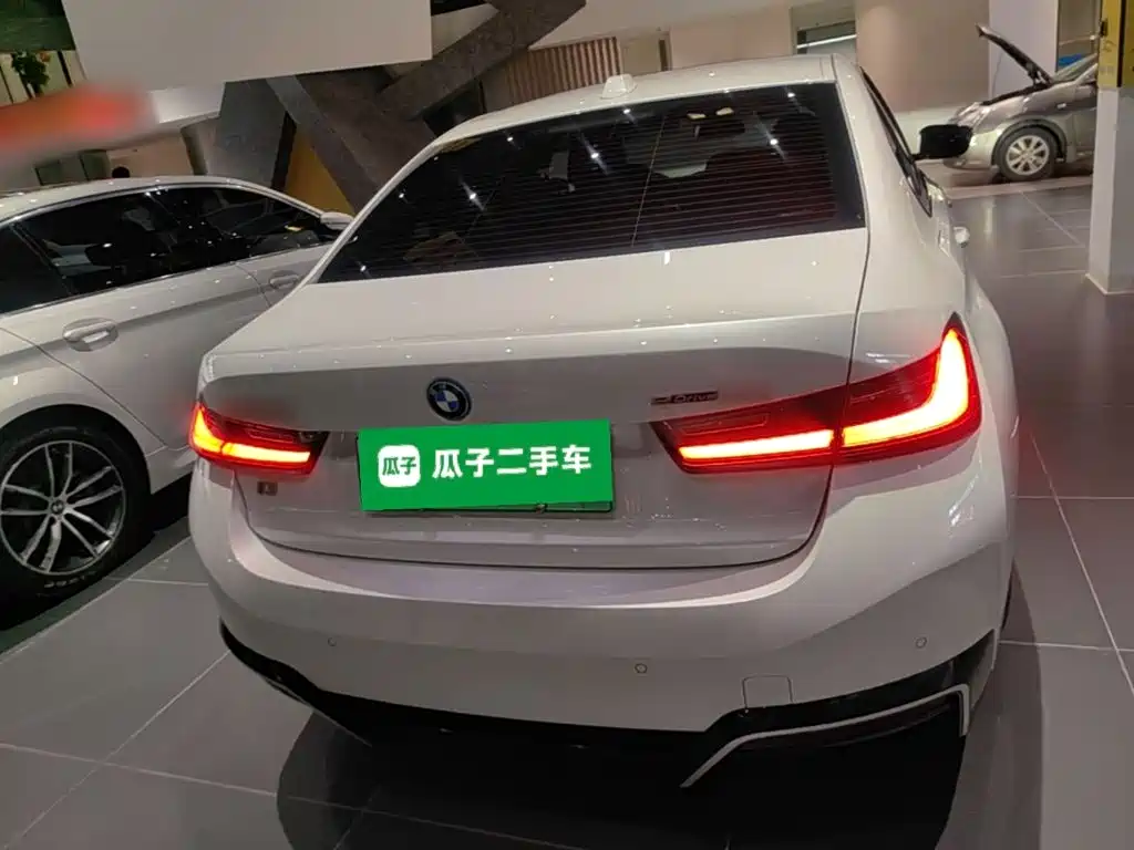 BMW i3 — миниатюра 6