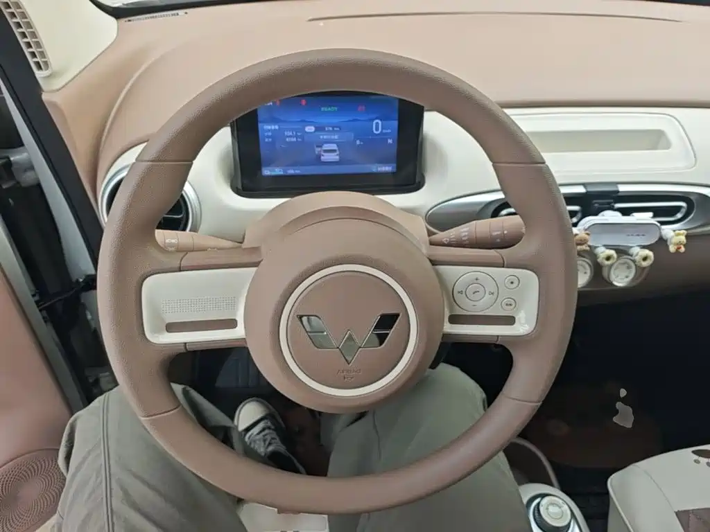 Wuling MINIEV — миниатюра 11