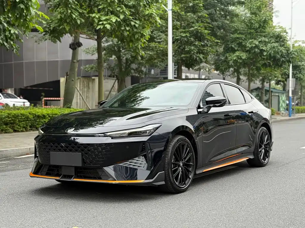 Changan UNI-V 2024