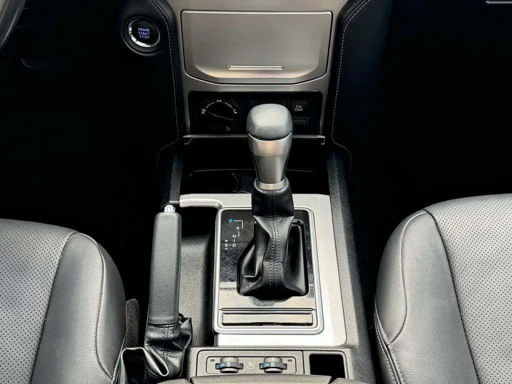 Toyota Prado — миниатюра 14
