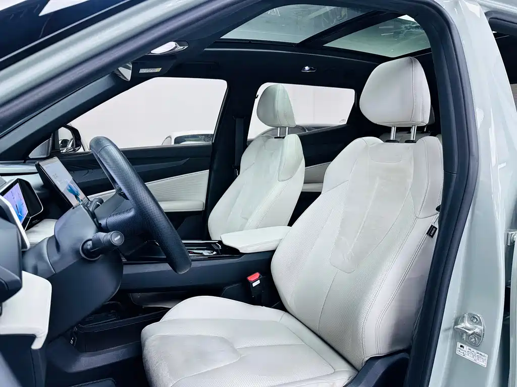 GEELY AUTOMOBILE BOYUE