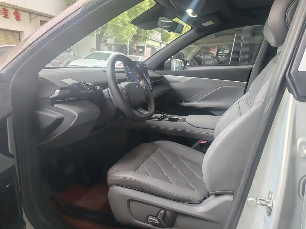 Deepal SL S05 2026 520Plus Electric