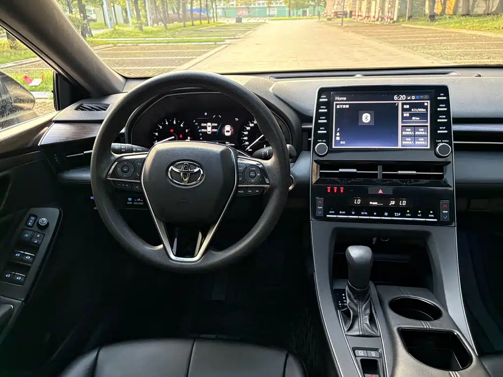 Toyota Avalon — миниатюра 5