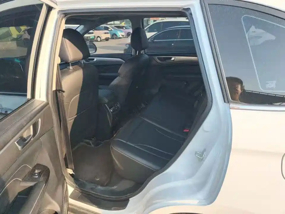 Haval M6 — миниатюра 8