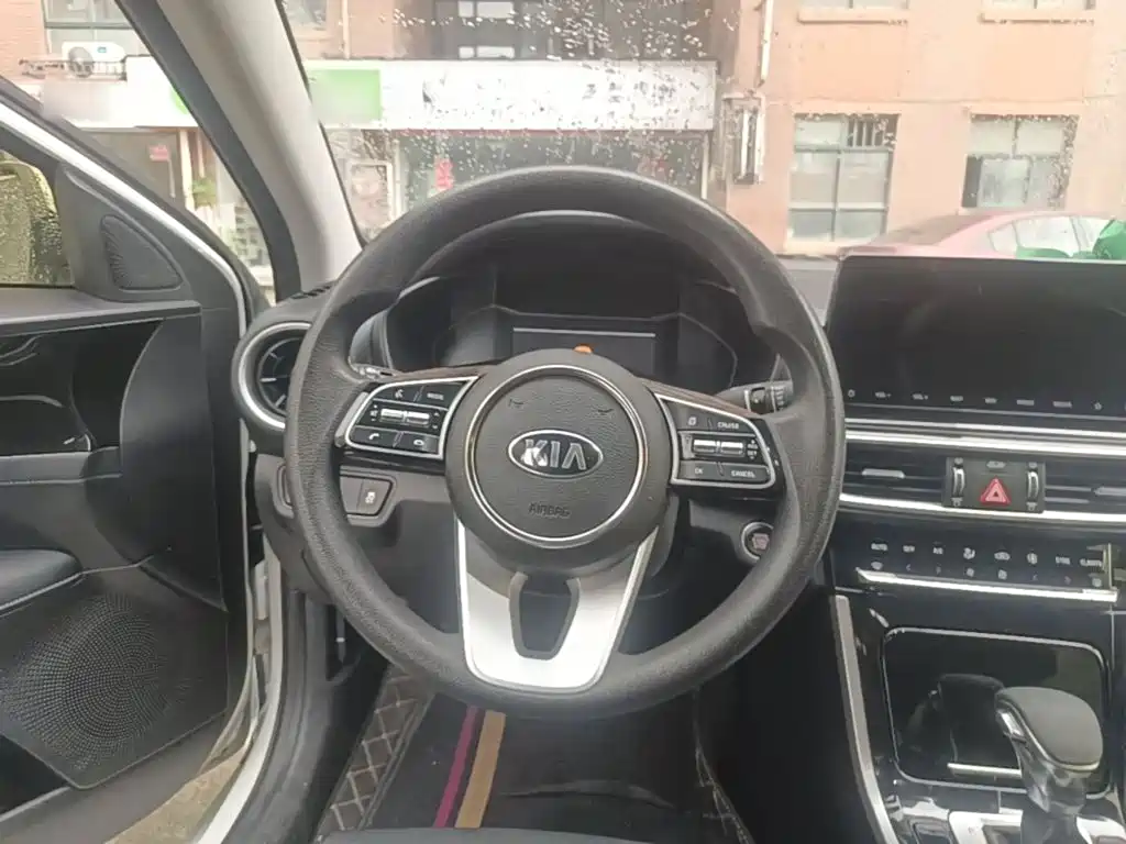 Kia K3 — миниатюра 11