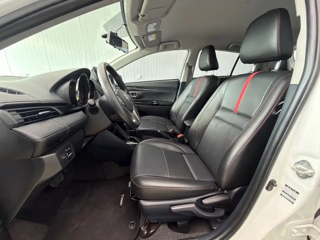 Toyota Yaris L — миниатюра 15