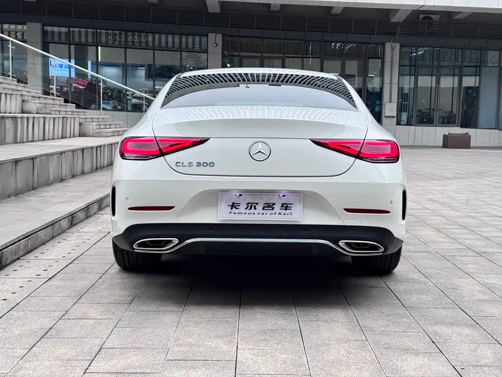 MERCEDES-BENZ CLS