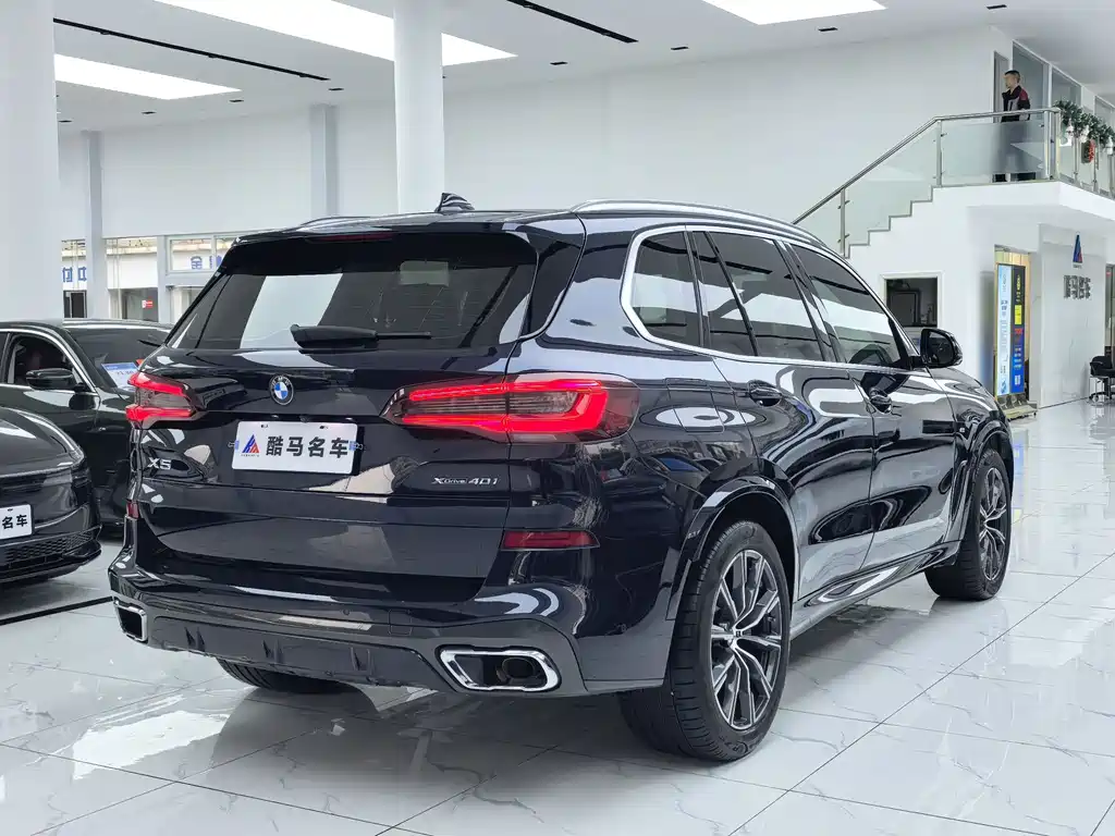 BMW X5 (Import) — миниатюра 16