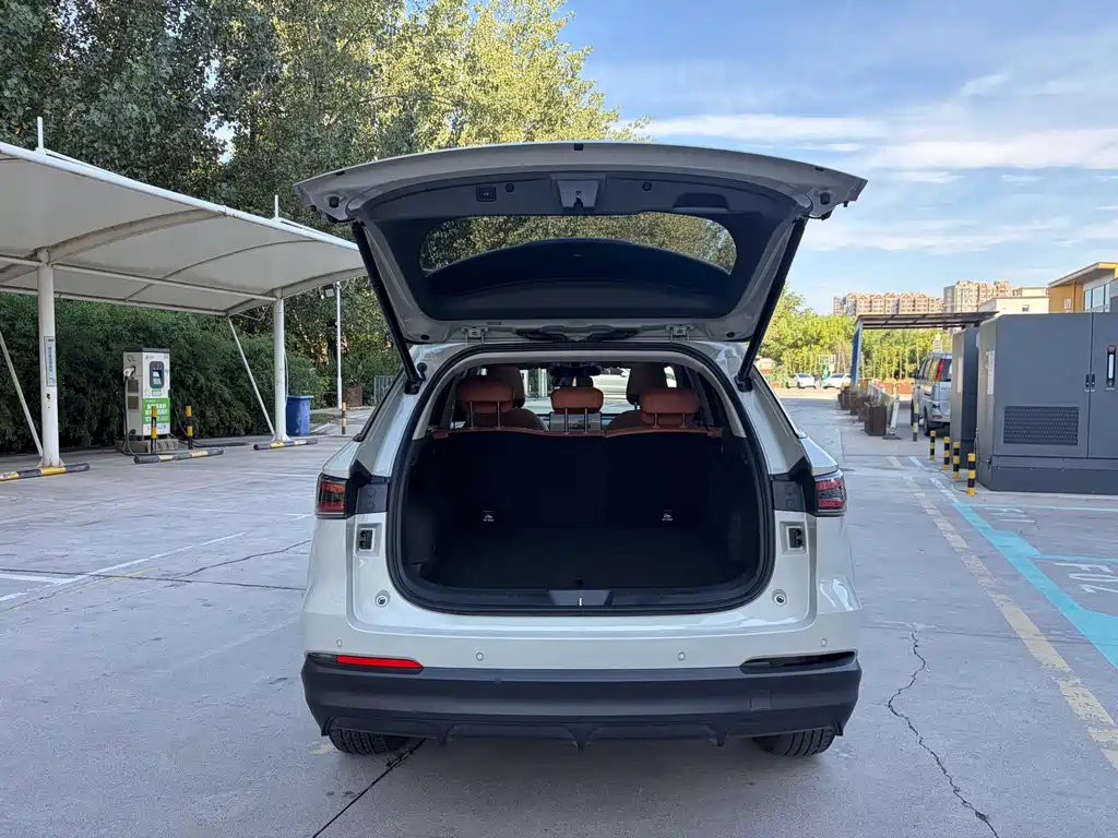 Haval Xiaolong MAX — миниатюра 14