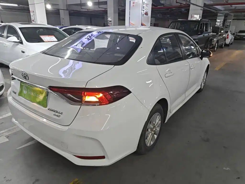Toyota Corolla — миниатюра 7