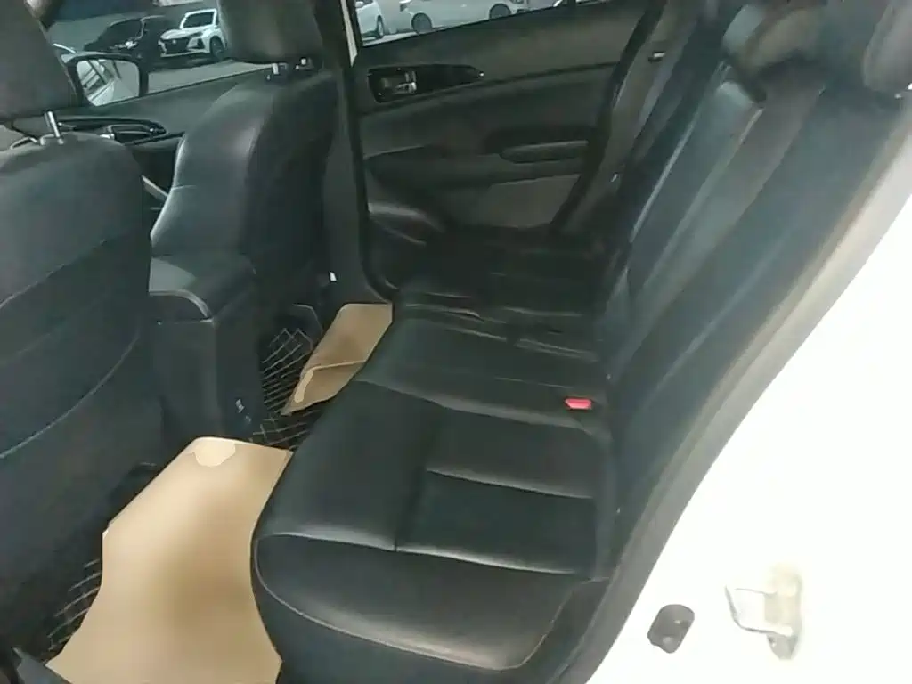 Mitsubishi Eclipse Cross — миниатюра 17