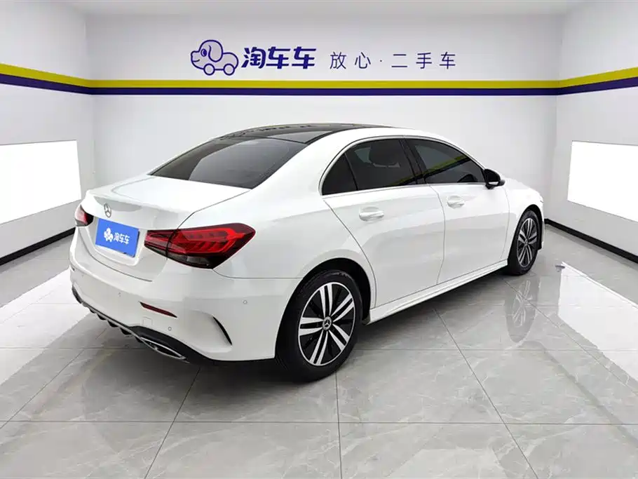 MERCEDES-BENZ A CLASS