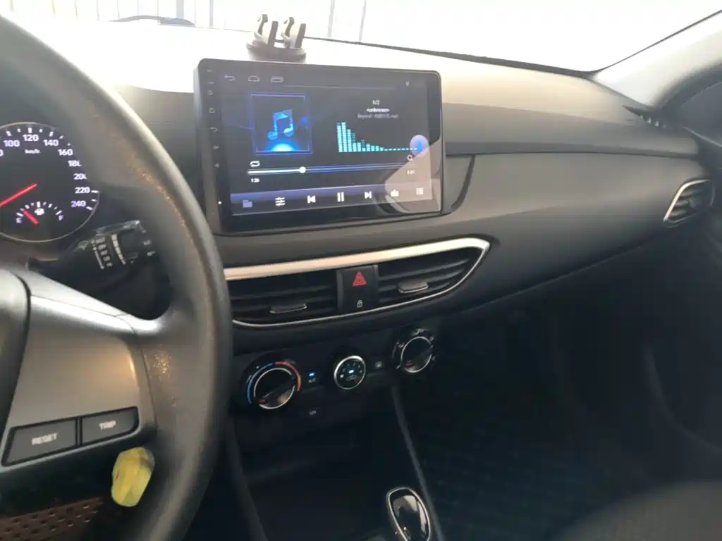 Hyundai Yixing — миниатюра 13