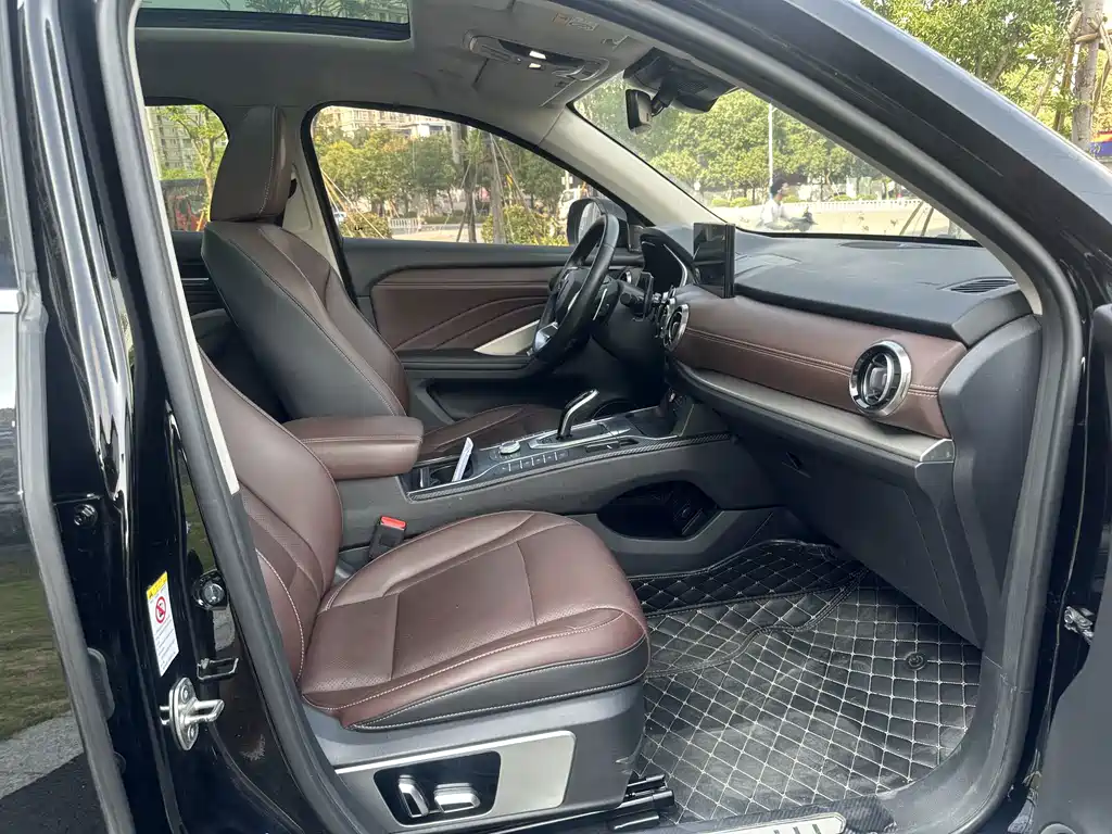 Wey Wey VV6 — миниатюра 7