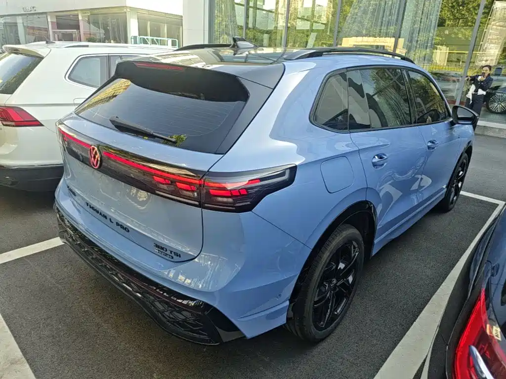 Volkswagen Tiguan L — миниатюра 7