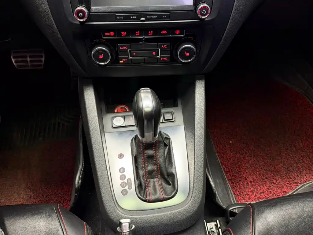 Volkswagen Sagitar — миниатюра 7