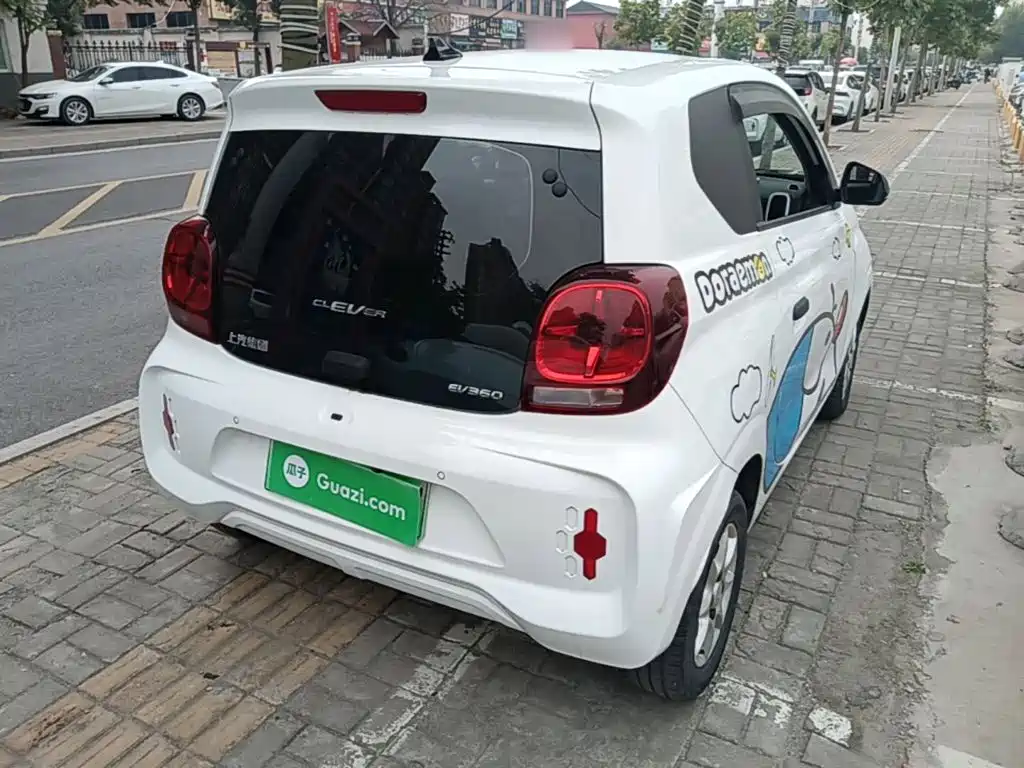 Roewe Clever — миниатюра 7