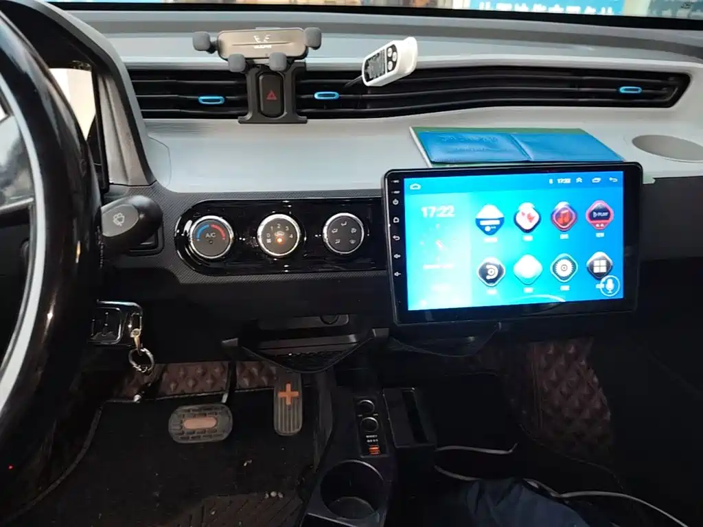 Wuling MINIEV — миниатюра 13