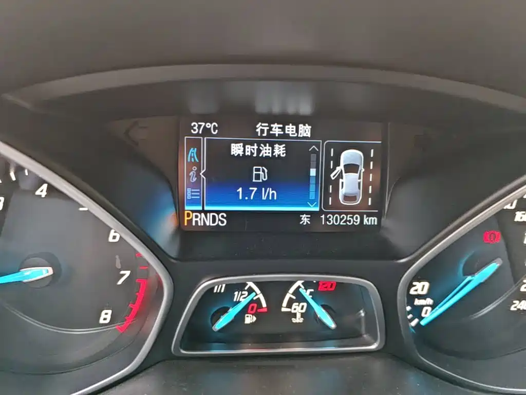 Ford Kuga — миниатюра 12