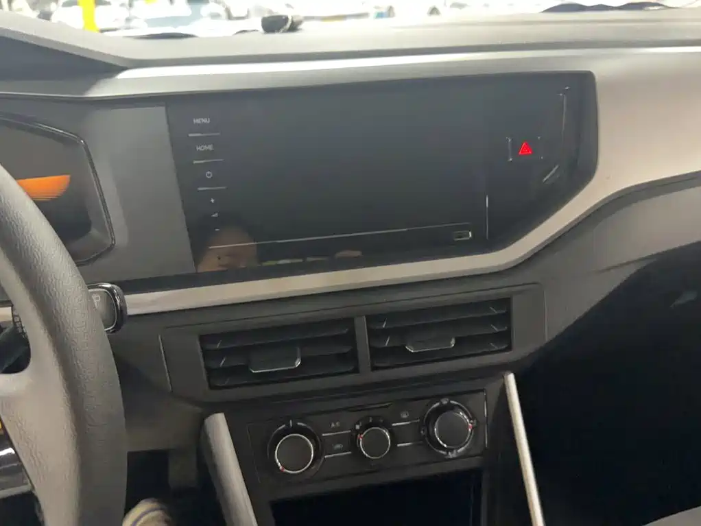 Volkswagen Polo — миниатюра 5