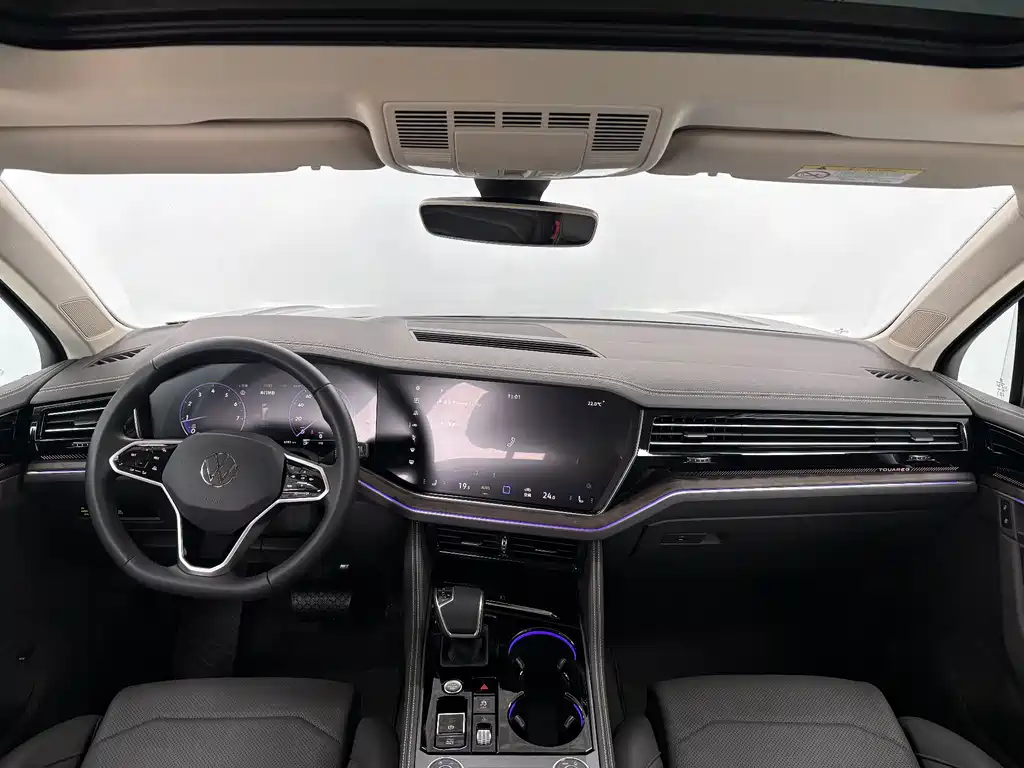 Volkswagen Touareg — миниатюра 14