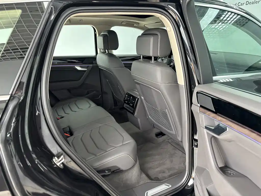 Volkswagen Touareg — миниатюра 22