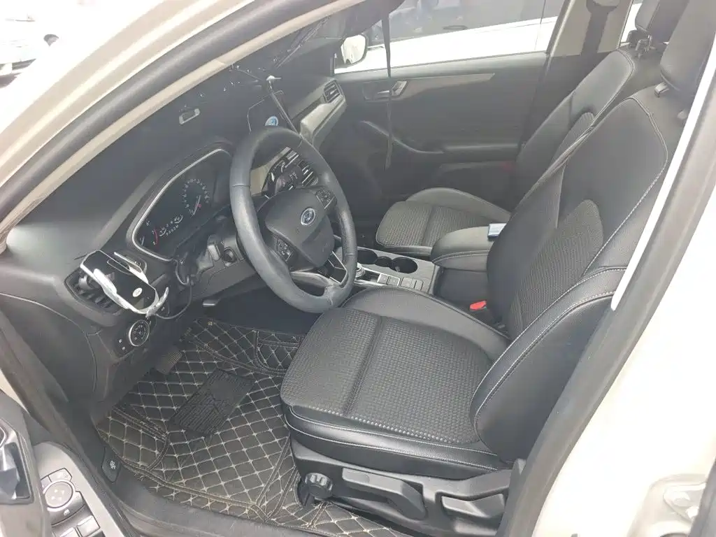 Ford Focus — миниатюра 16
