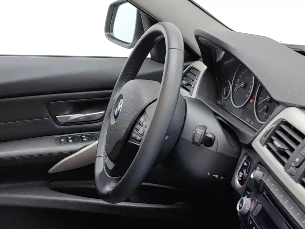 BMW 3 Series — миниатюра 22
