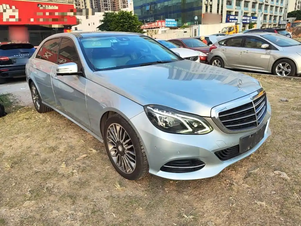 Mercedes-Benz E-Class — миниатюра 4