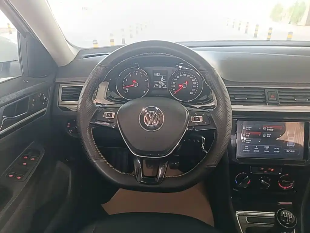 Volkswagen Bora — миниатюра 11