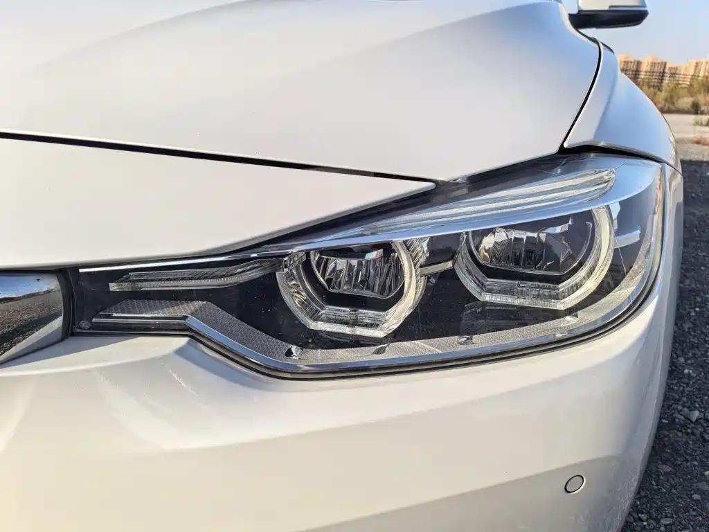 BMW 3 Series — миниатюра 24