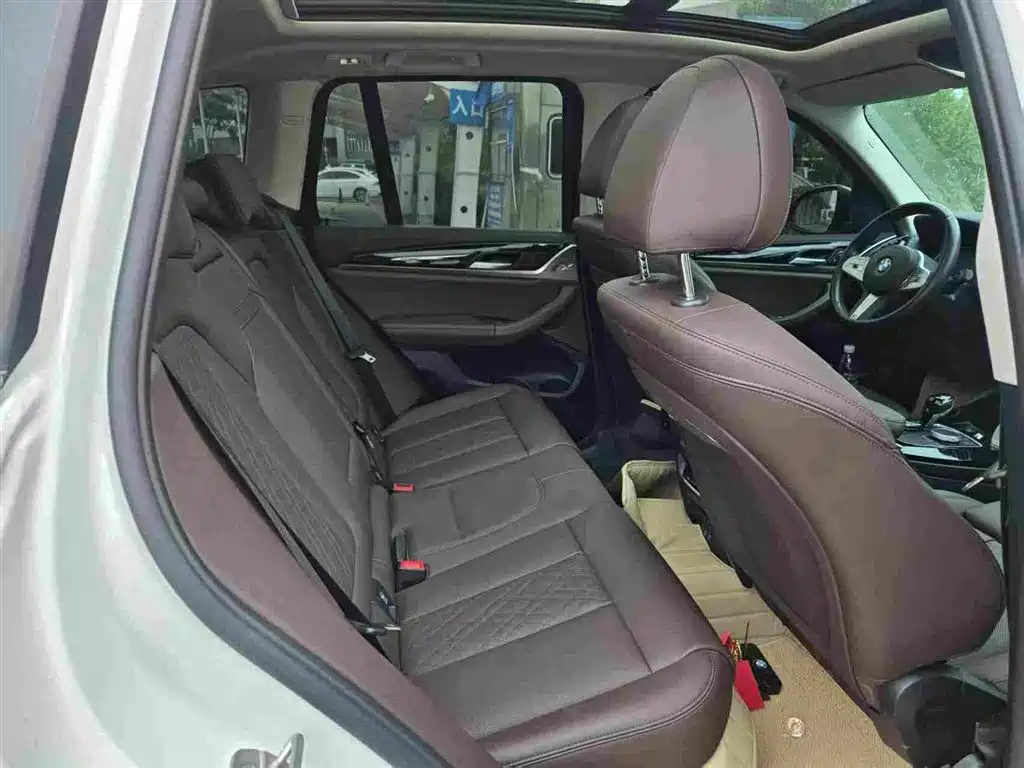 BMW X3 — миниатюра 5