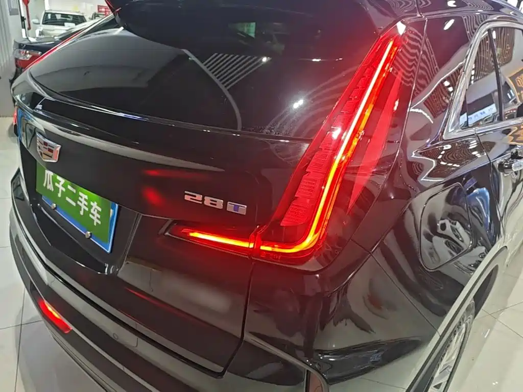Cadillac XT4 — миниатюра 8