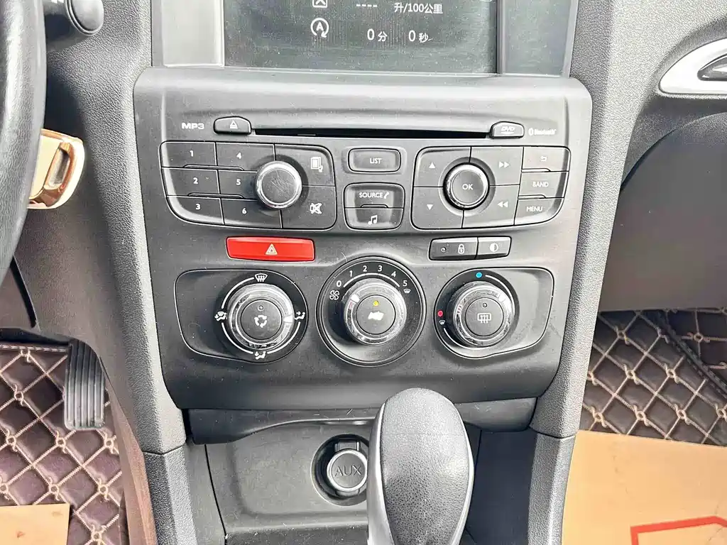 Citroen C4L — миниатюра 7