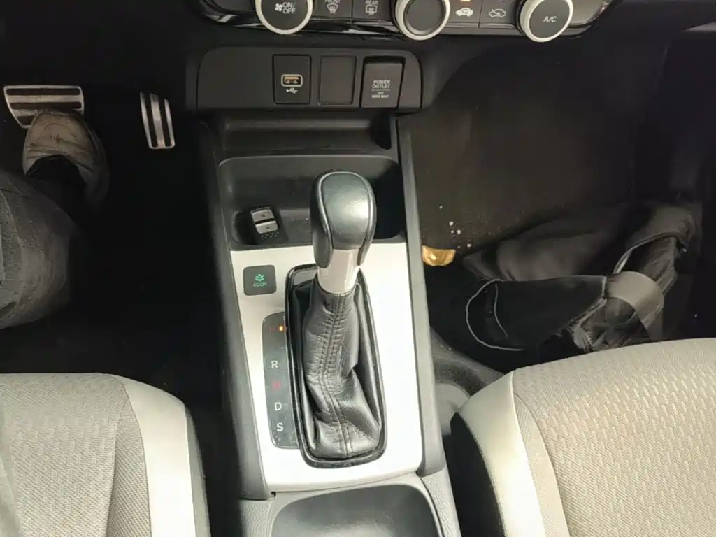 Honda Fit — миниатюра 14