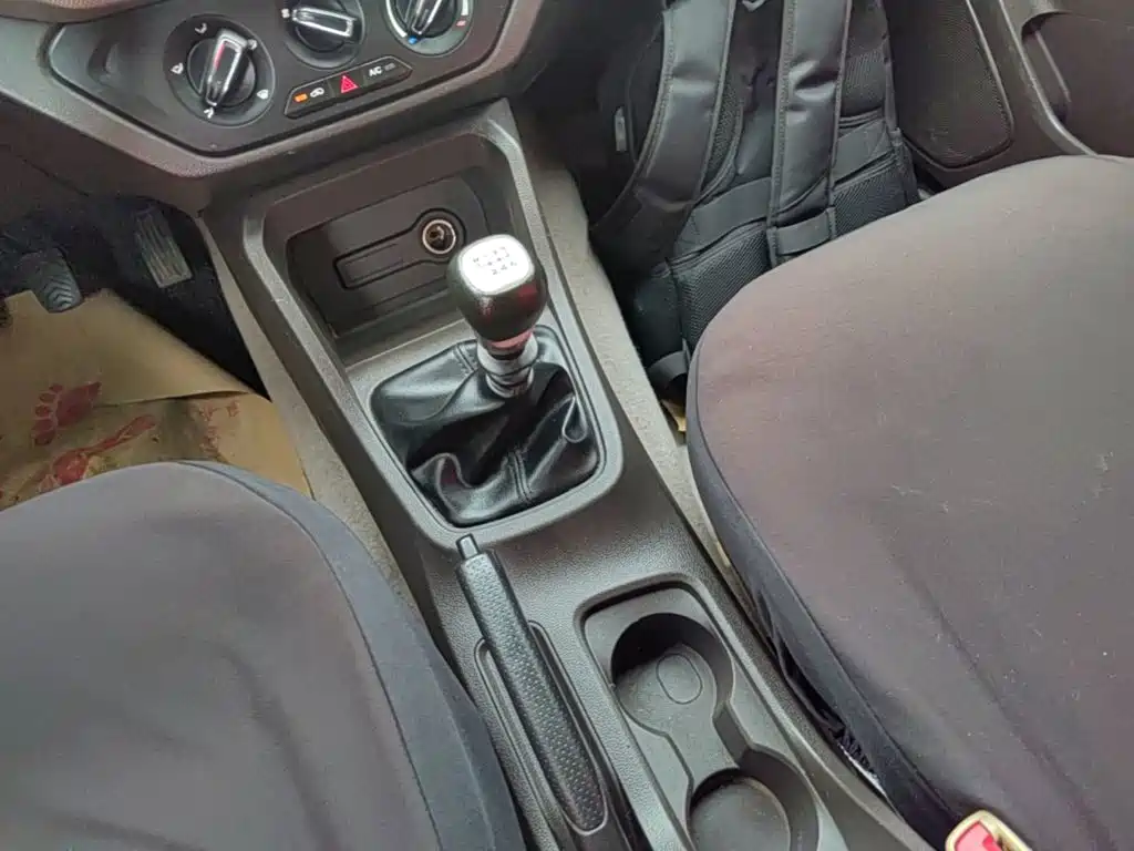 Wuling Hongguang — миниатюра 14