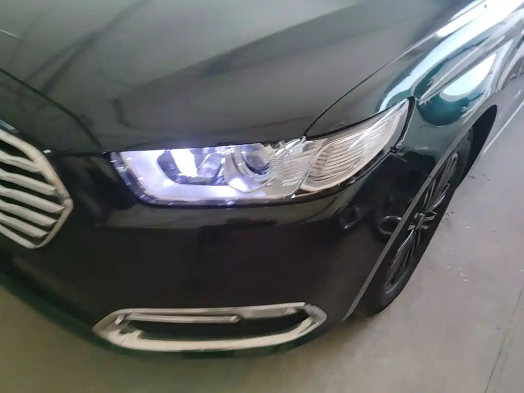 Ford Taurus — миниатюра 24