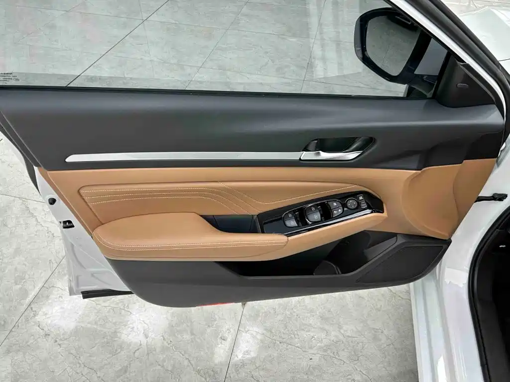 Nissan Teana — миниатюра 15