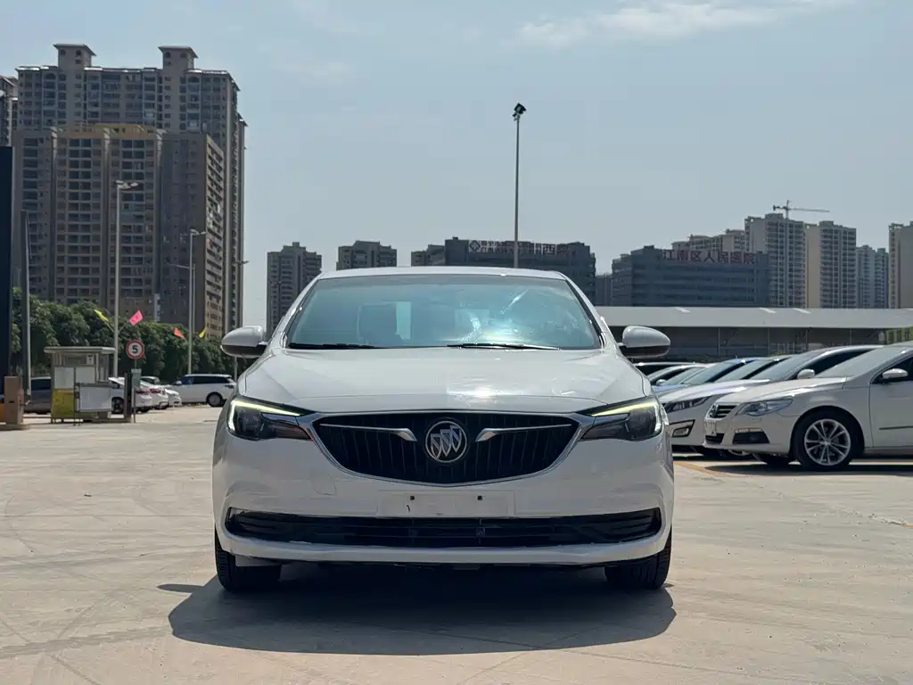 Buick Excelle — миниатюра 2