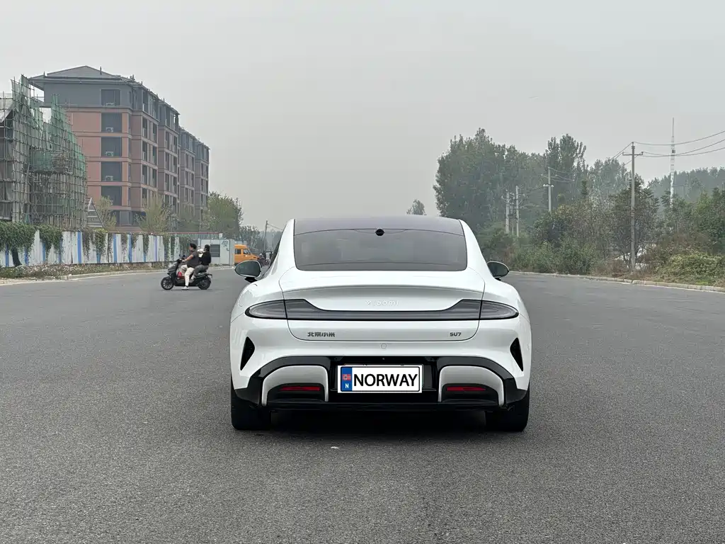 Xiaomi SU7 — миниатюра 23