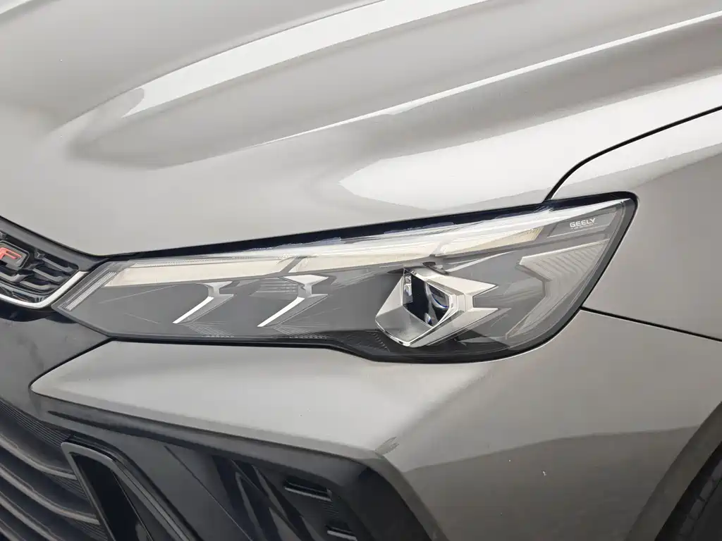 Geely Binrui — миниатюра 8