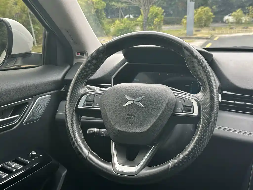 XPeng G3 — миниатюра 19
