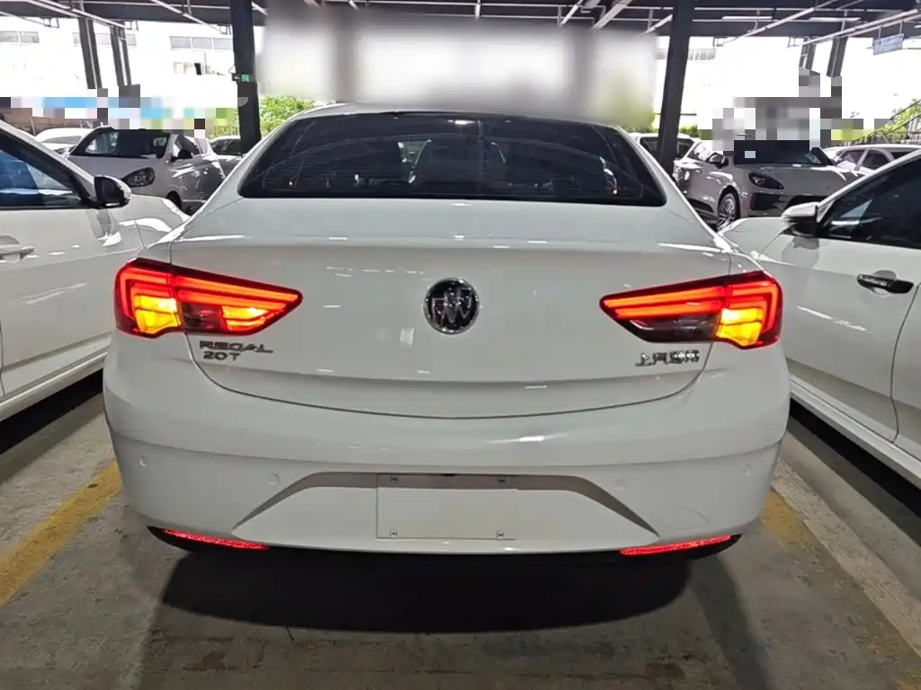 Buick Regal — миниатюра 6