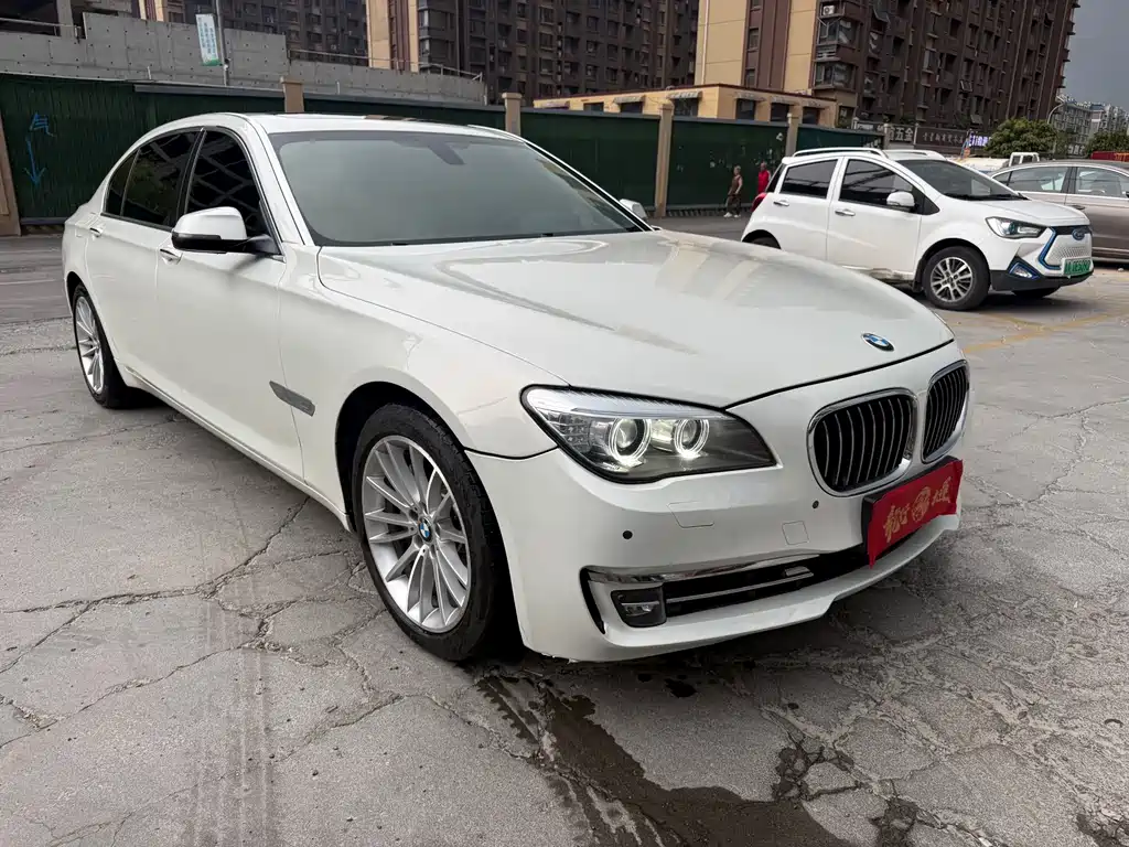 BMW 7 Series 7 2013 740Li xDrive