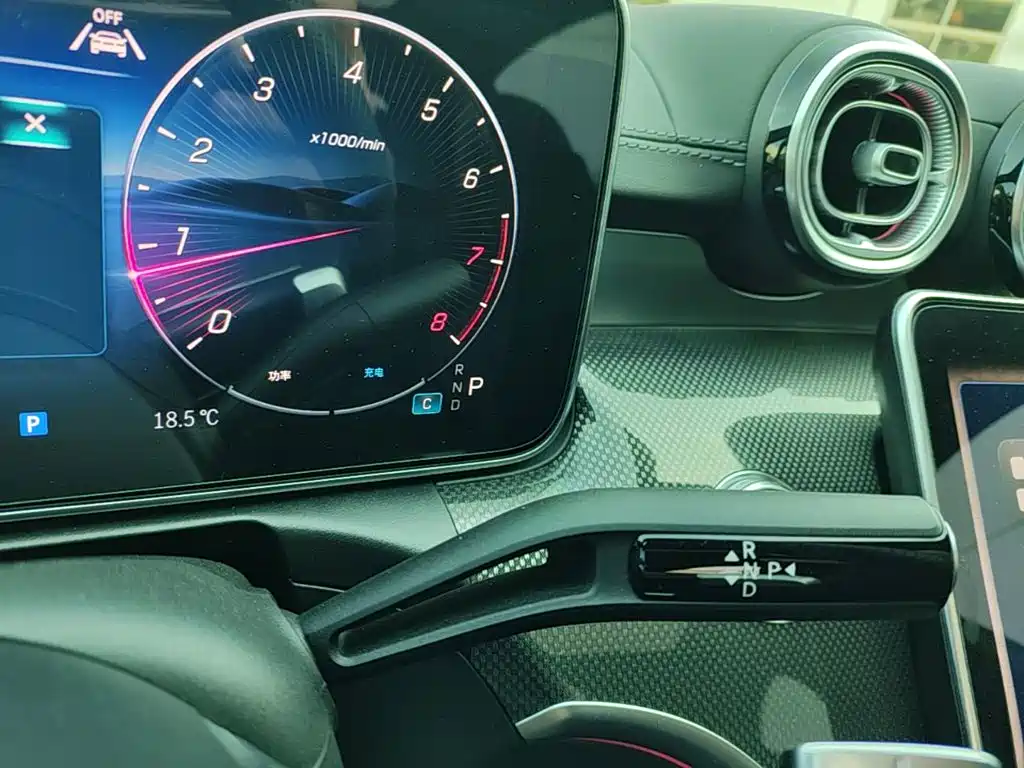 Mercedes-Benz C-Class — миниатюра 14