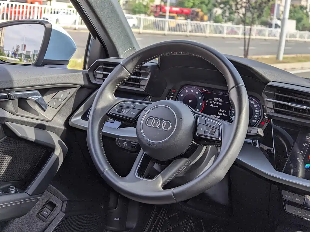 Audi A3 — миниатюра 5